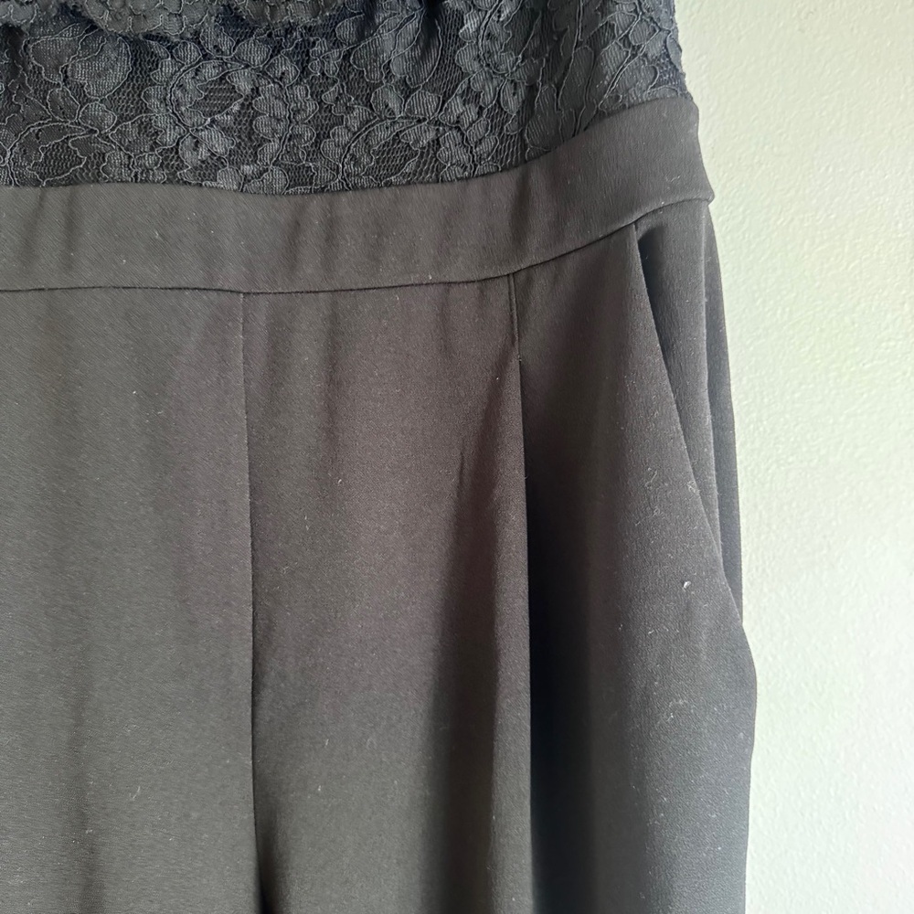 Express Black Off The Shoulder Lace Bodice Tapered Leg Jumpsuit Size 8 - Picture 7 of 9